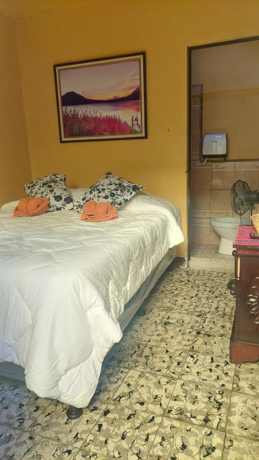 Hotel Alma Maya Antigua Eksteriør billede