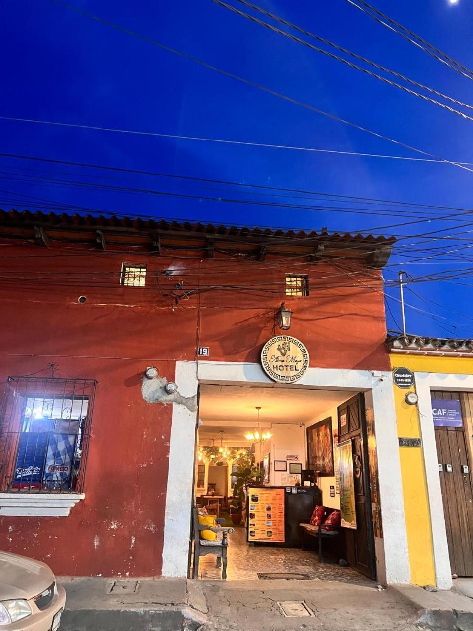Hotel Alma Maya Antigua Eksteriør billede