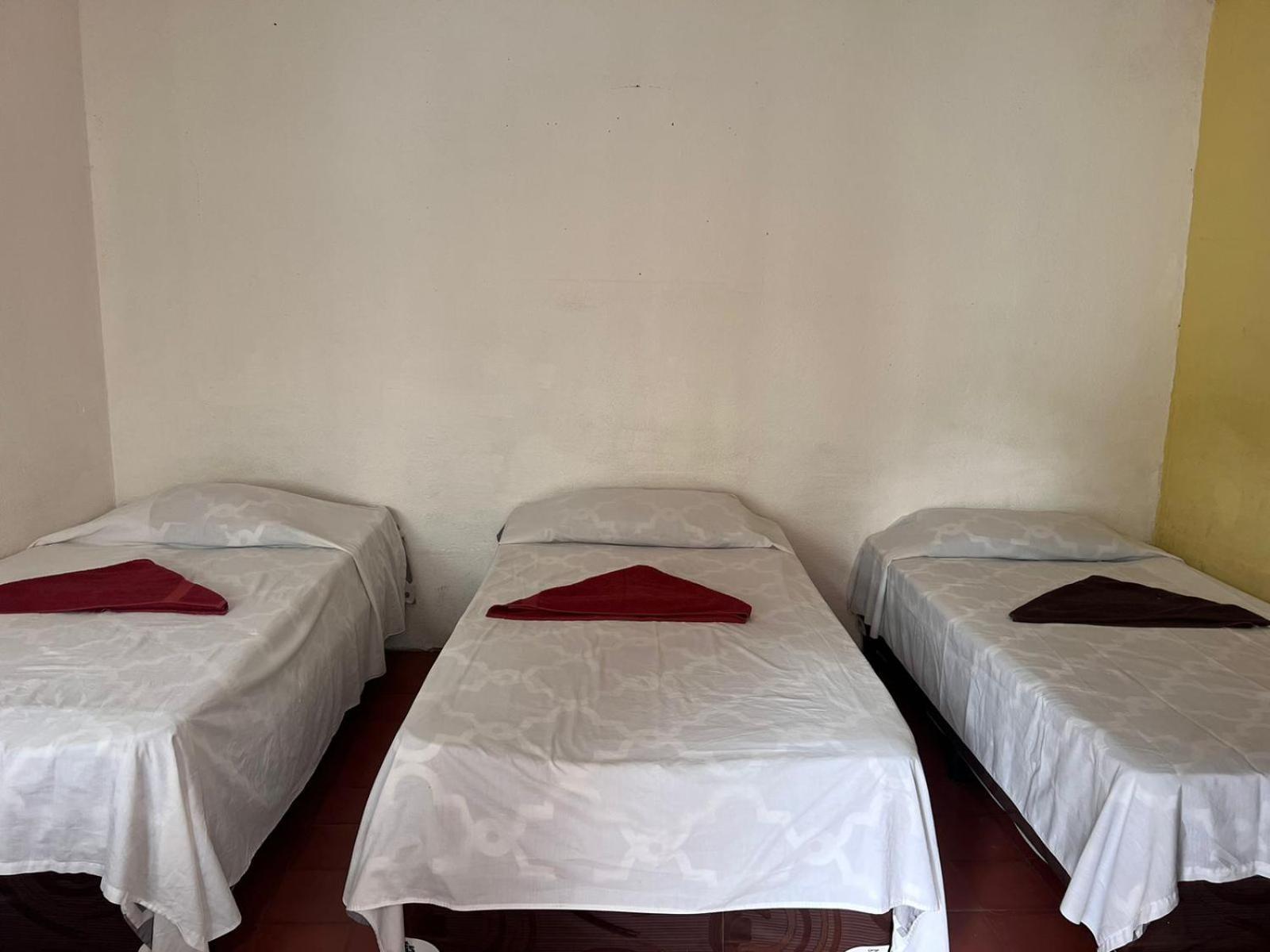 Hotel Alma Maya Antigua Eksteriør billede