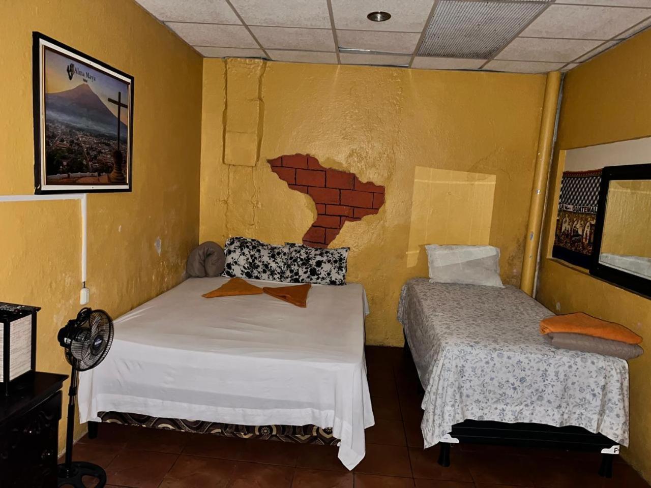 Hotel Alma Maya Antigua Eksteriør billede