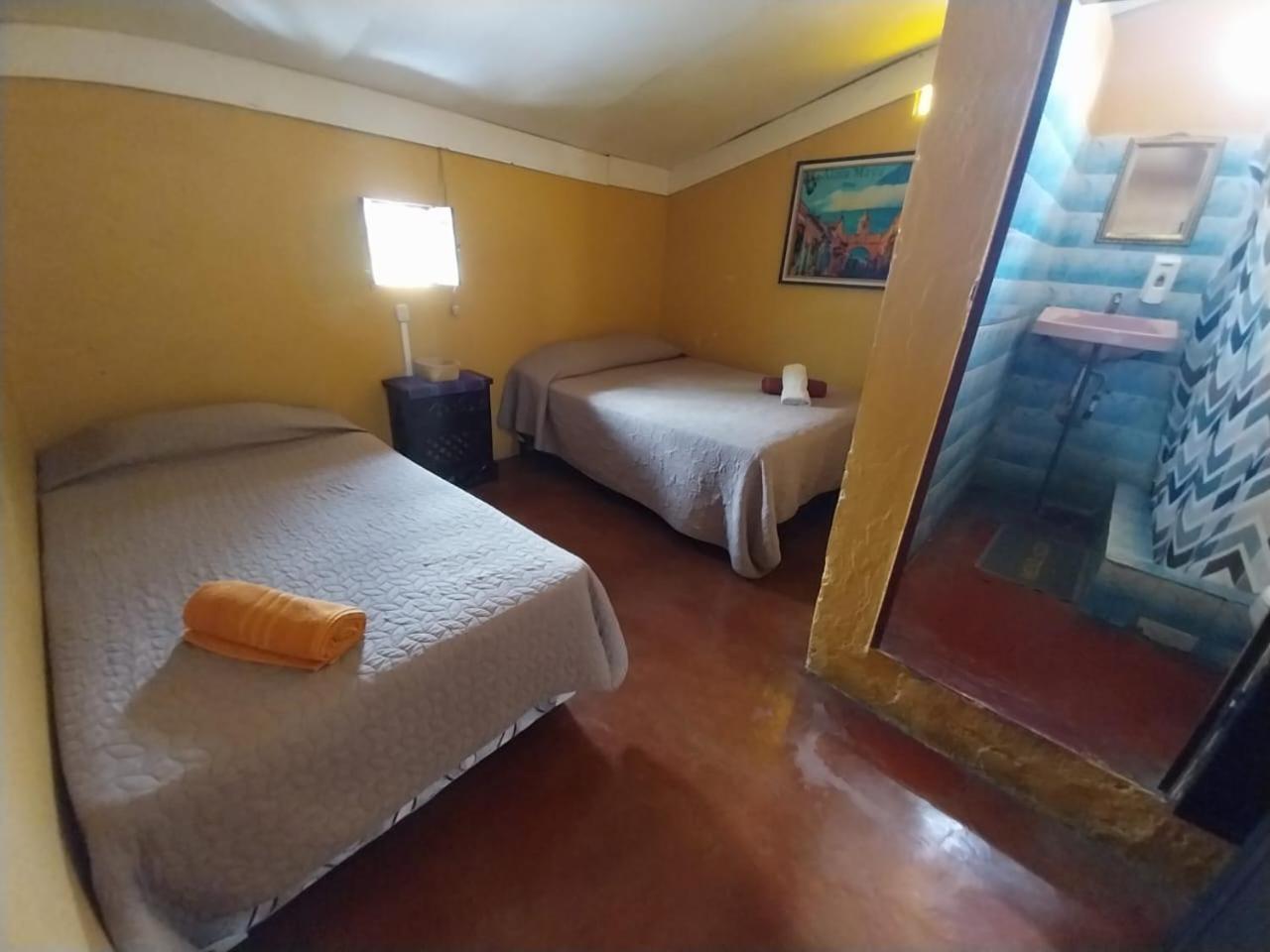 Hotel Alma Maya Antigua Eksteriør billede