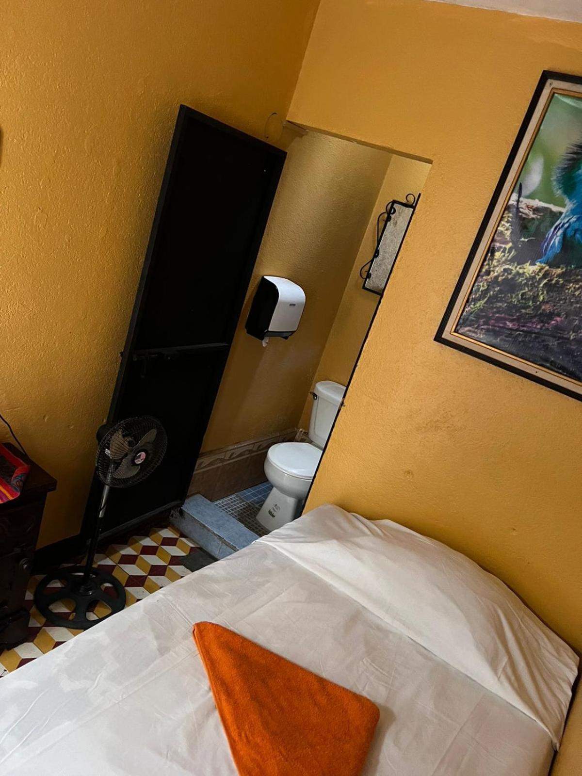 Hotel Alma Maya Antigua Eksteriør billede