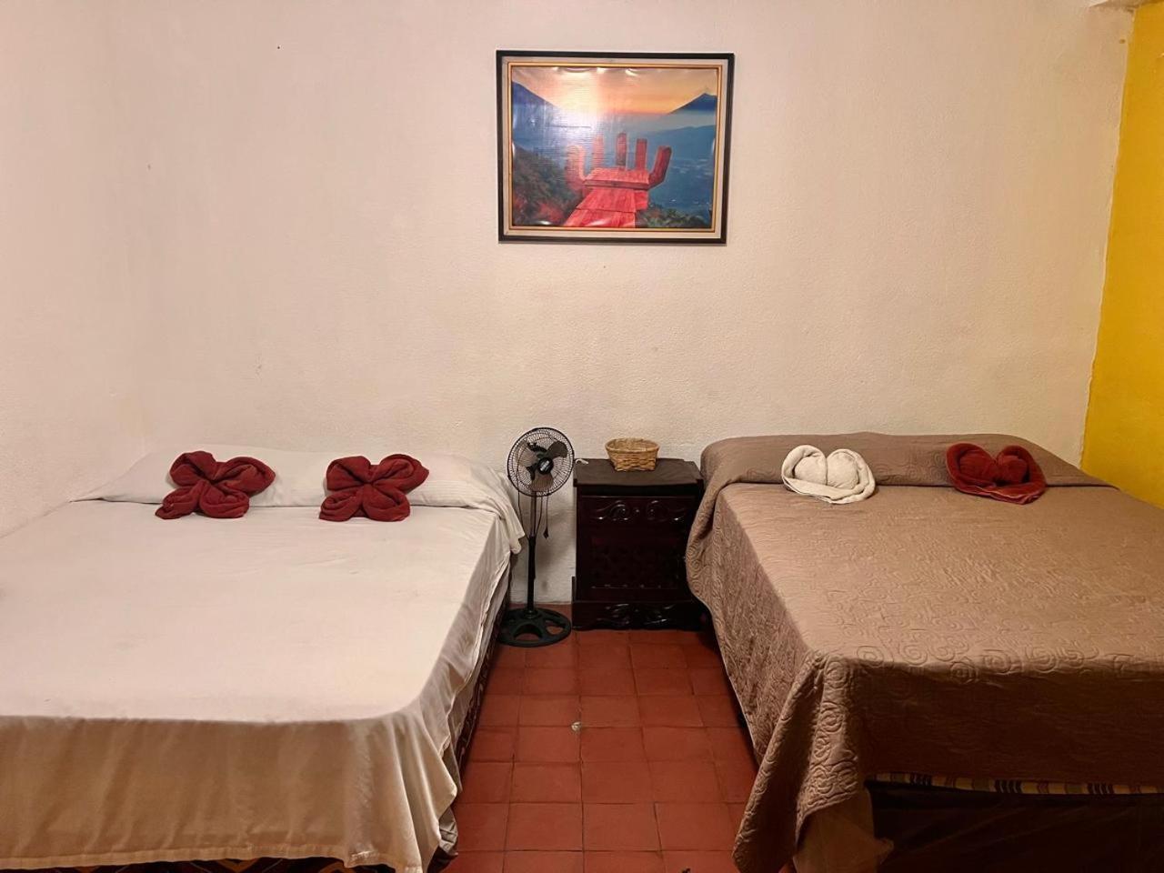 Hotel Alma Maya Antigua Eksteriør billede