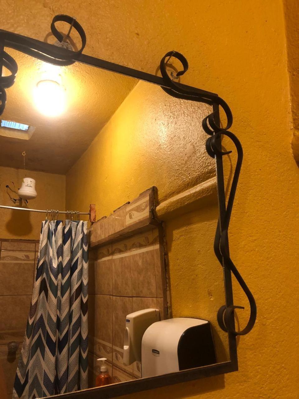 Hotel Alma Maya Antigua Eksteriør billede
