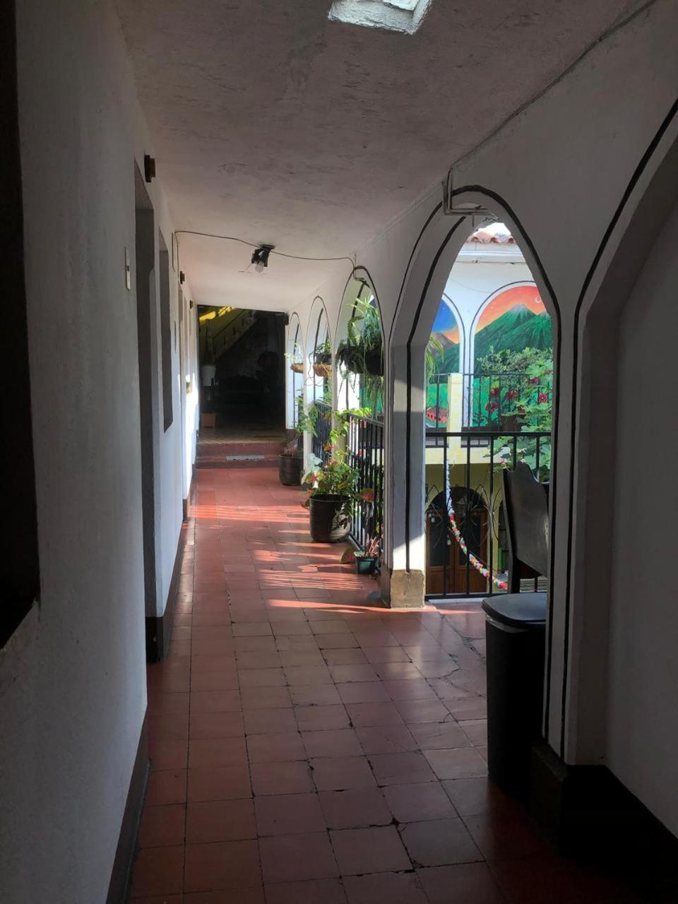 Hotel Alma Maya Antigua Eksteriør billede